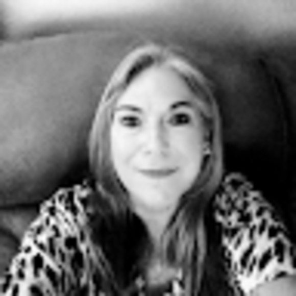 Meet your Posher, Lynn - Picture 1 of 1